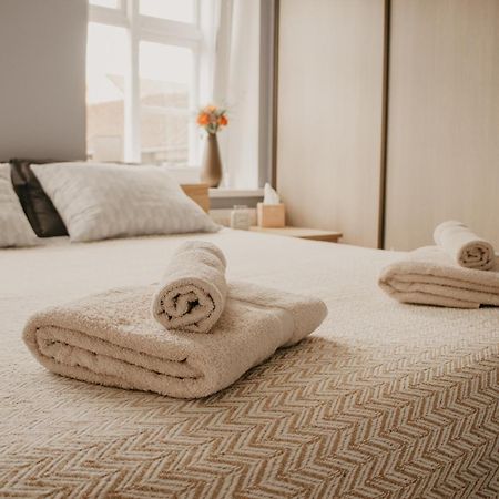 Vitola Apartamenti คูลดีกา ภายนอก รูปภาพ